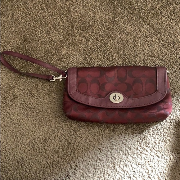 Coach Wallet/Wristlet - Picture 3 of 6